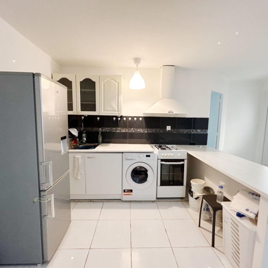  Annonces AUBAGNE : Appartement | MARSEILLE (13016) | 43 m2 | 69 000 € 