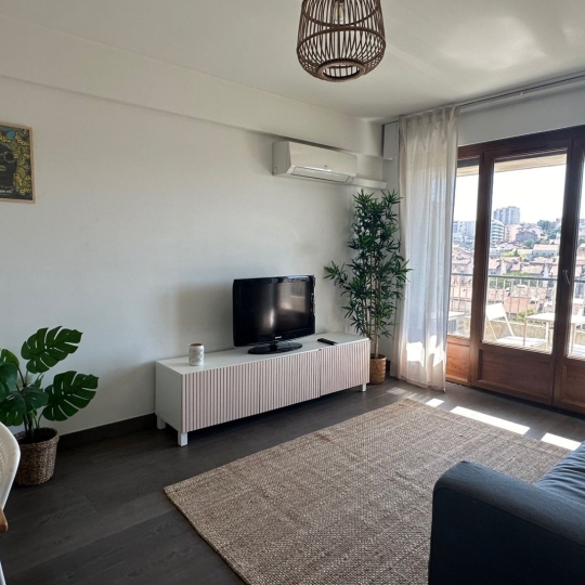  Annonces AUBAGNE : Appartement | MARSEILLE (13004) | 38 m2 | 790 € 