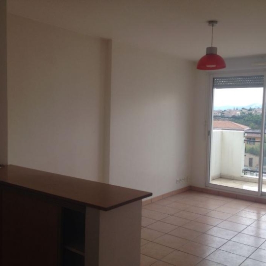  Annonces AUBAGNE : Appartement | MARSEILLE (13013) | 49 m2 | 770 € 