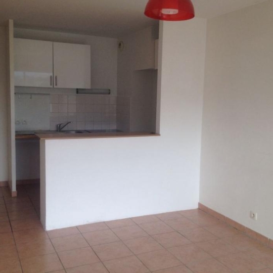  Annonces AUBAGNE : Appartement | MARSEILLE (13013) | 49 m2 | 770 € 