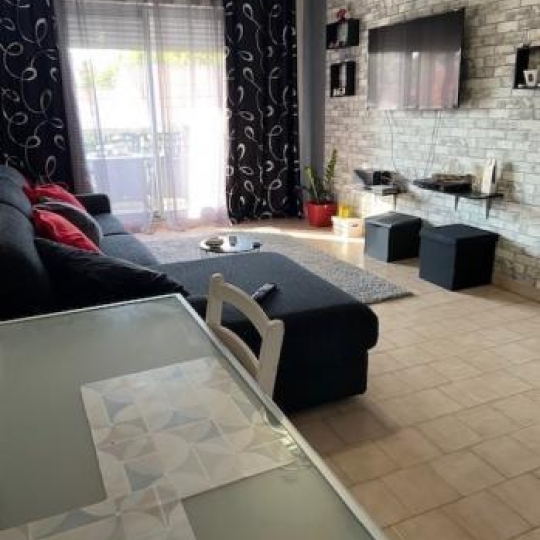  Annonces AUBAGNE : Appartement | MARSEILLE (13013) | 53 m2 | 635 € 