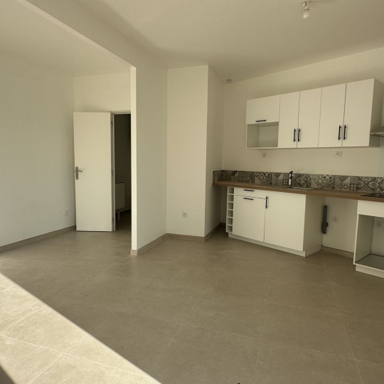  Annonces AUBAGNE : Appartement | PLAN-DE-CUQUES (13380) | 33 m2 | 780 € 