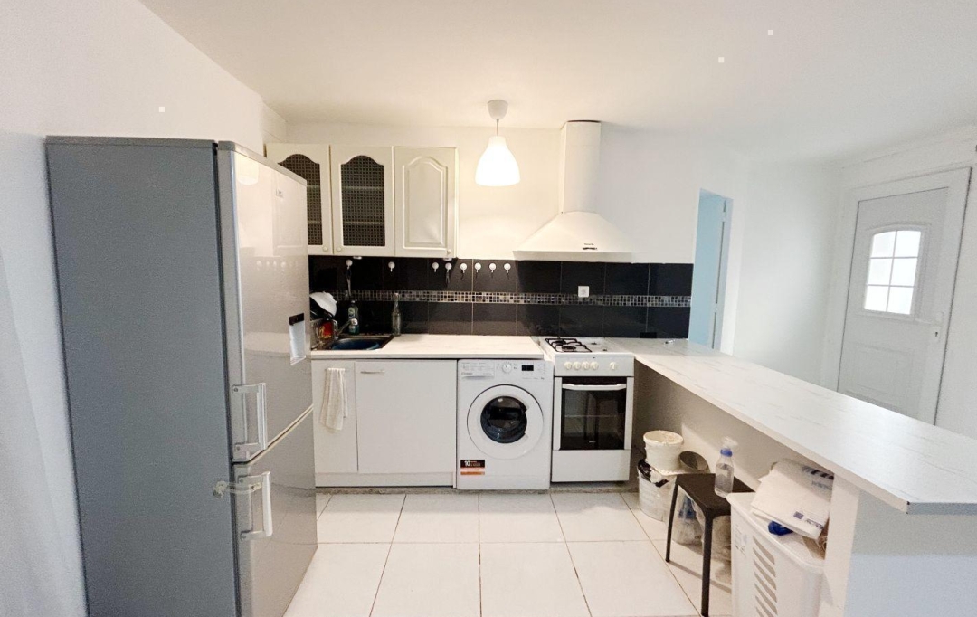 Annonces AUBAGNE : Appartement | MARSEILLE (13016) | 43 m2 | 69 000 € 