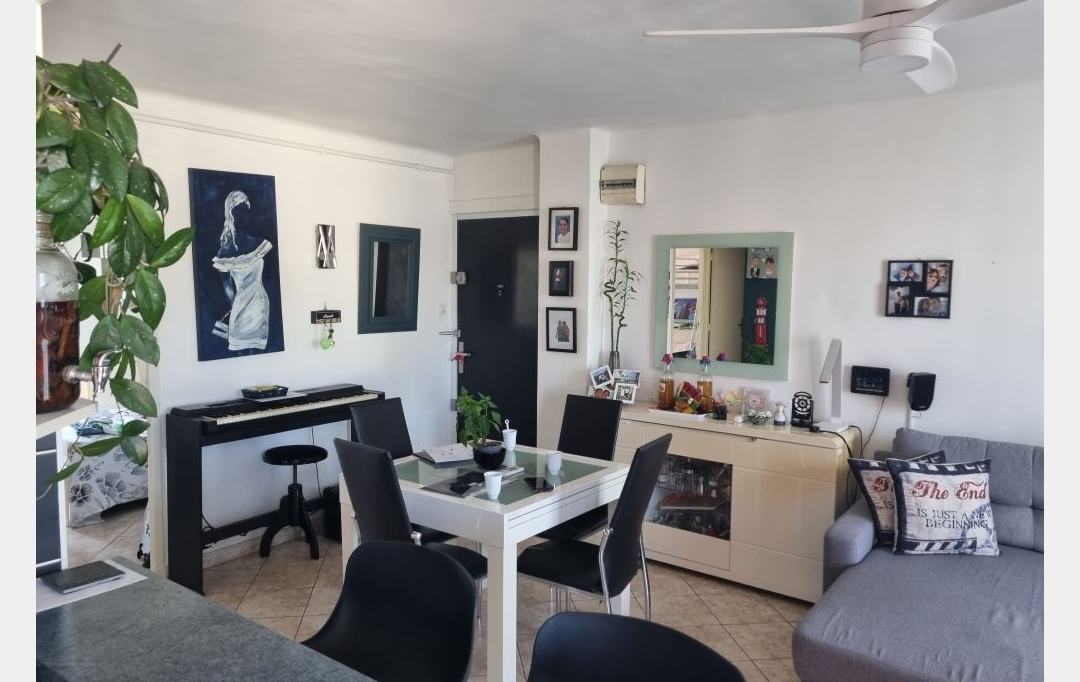 Annonces AUBAGNE : Apartment | MARSEILLE (13009) | 54 m2 | 140 000 € 