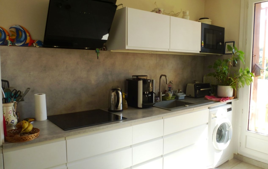 Annonces AUBAGNE : Appartement | MARSEILLE (13012) | 47 m2 | 169 000 € 