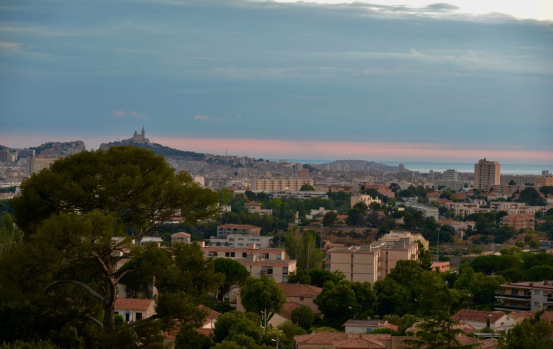 Annonces AUBAGNE : Appartement | MARSEILLE (13012) | 106 m2 | 3 500 € 