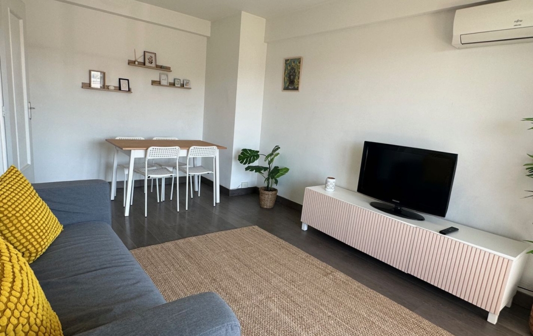 Annonces AUBAGNE : Appartement | MARSEILLE (13004) | 38 m2 | 790 € 