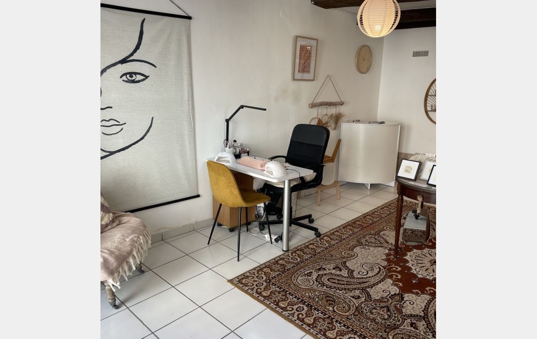 Annonces AUBAGNE : Local / Bureau | MARSEILLE (13013) | 40 m2 | 580 € 