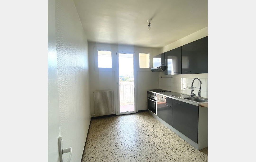 Annonces AUBAGNE : Appartement | MARSEILLE (13013) | 67 m2 | 139 000 € 