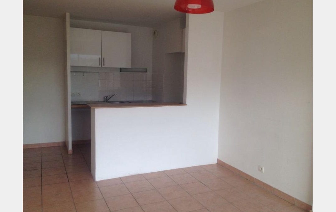 Annonces AUBAGNE : Appartement | MARSEILLE (13013) | 49 m2 | 770 € 