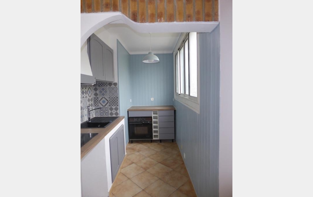 Annonces AUBAGNE : Appartement | MARSEILLE (13013) | 66 m2 | 670 € 