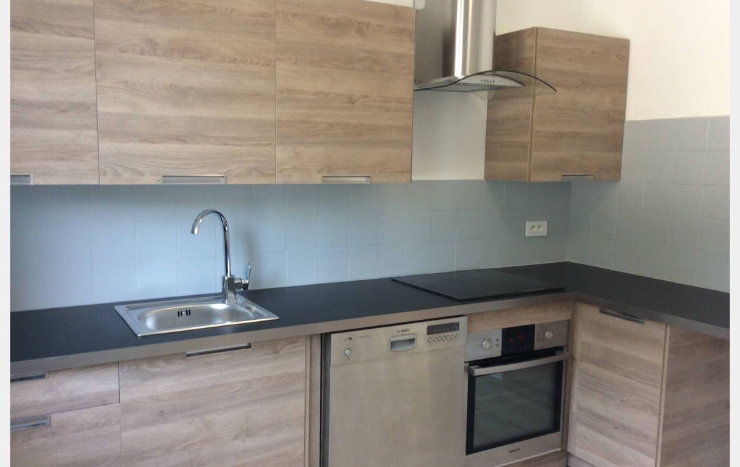 Annonces AUBAGNE : Appartement | MARSEILLE (13013) | 59 m2 | 890 € 