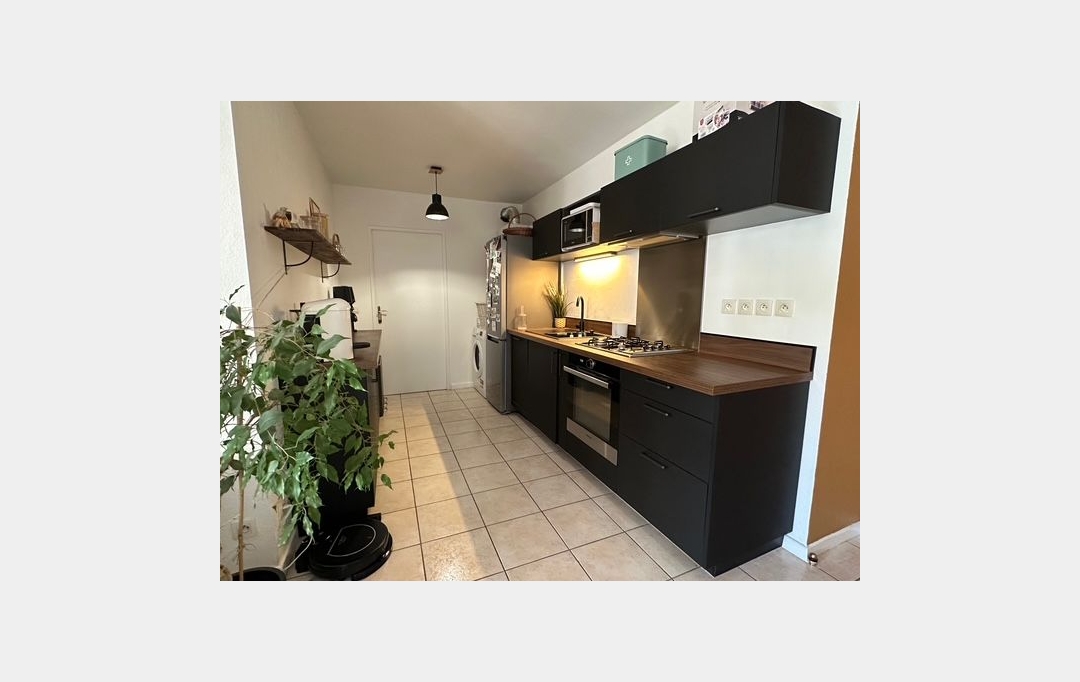 Annonces AUBAGNE : Appartement | MARSEILLE (13010) | 45 m2 | 850 € 