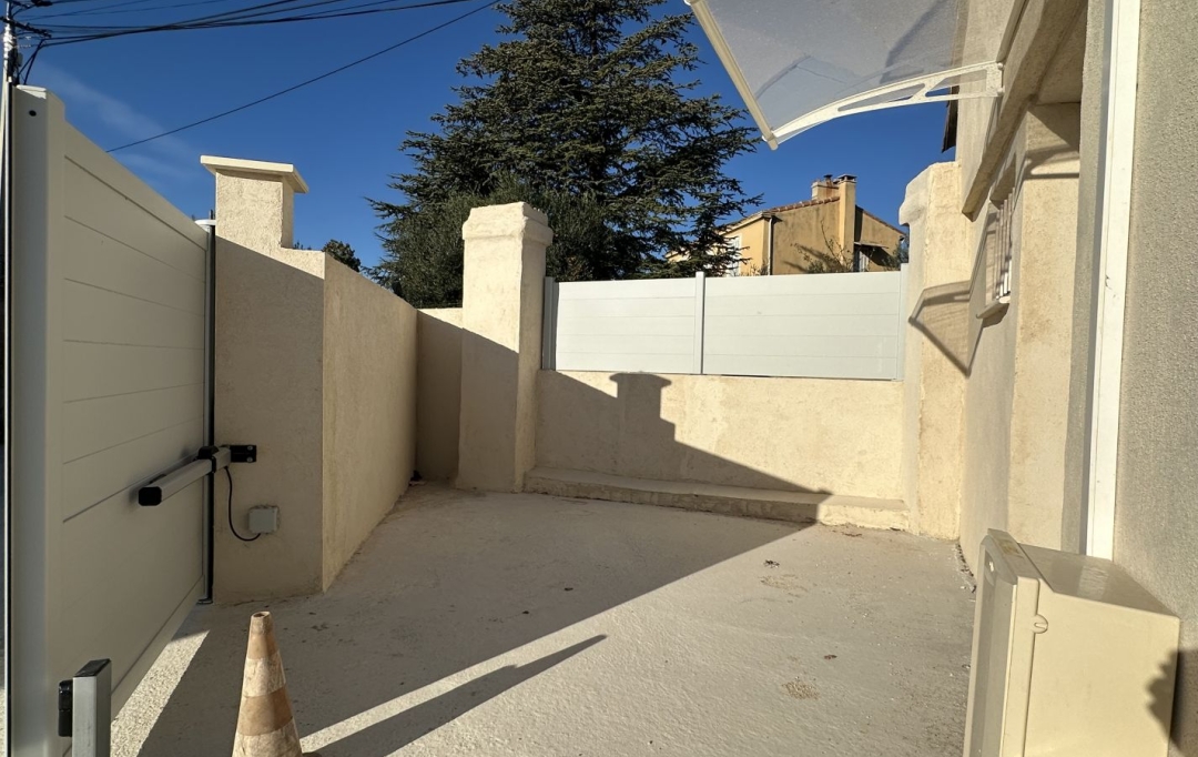 Annonces AUBAGNE : Appartement | PLAN-DE-CUQUES (13380) | 33 m2 | 780 € 