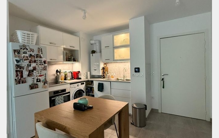 Appartement P2   MARSEILLE  38 m2 745 € 