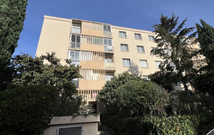 Appartement P4   MARSEILLE  64 m2 149 000 € 